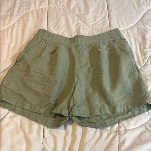 A New Day Green Cargo Shorts Relaxed Fit